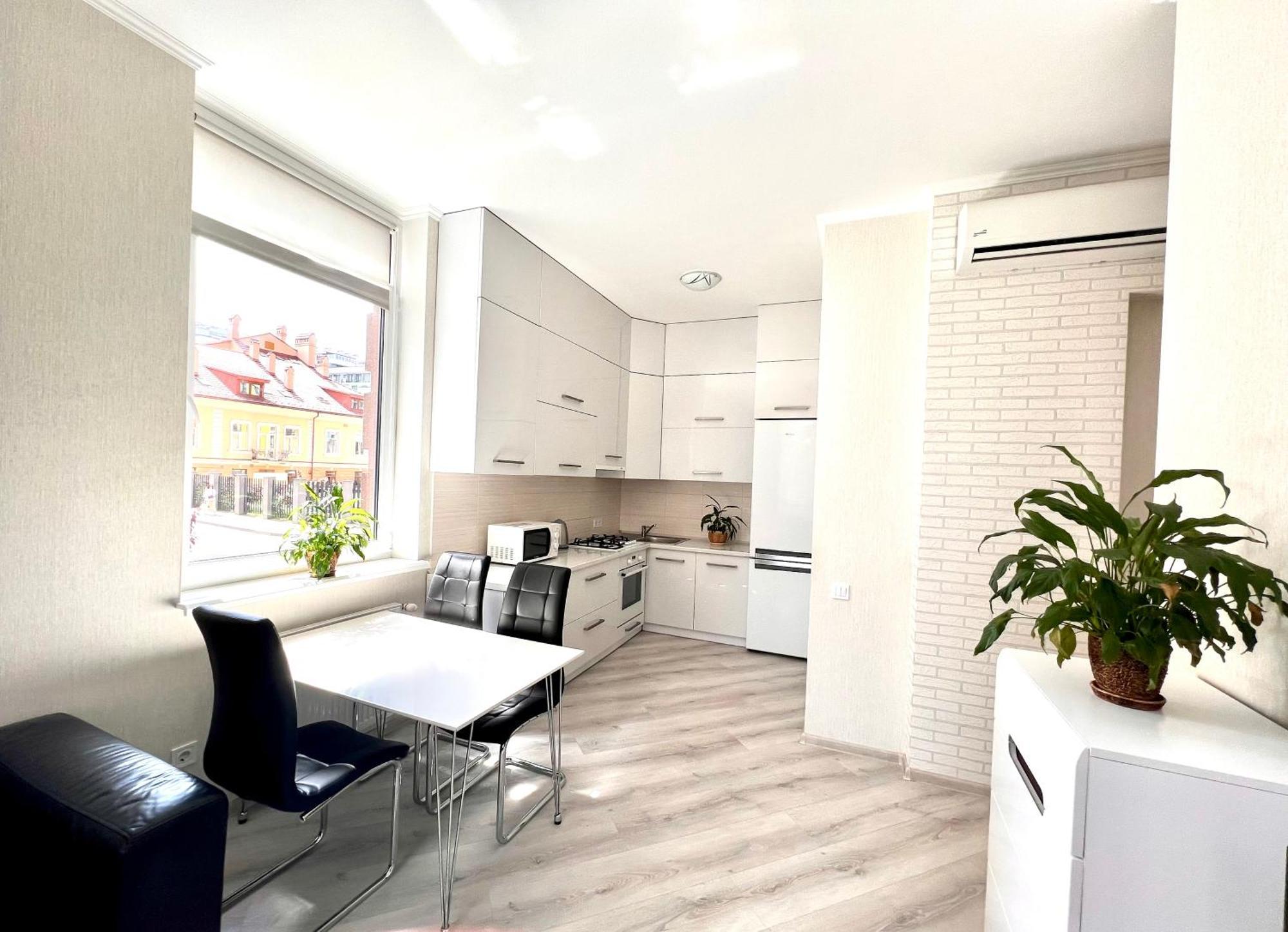 Osapart Beautiful Apartment In A Complex Semycvit ลวีฟ ภายนอก รูปภาพ